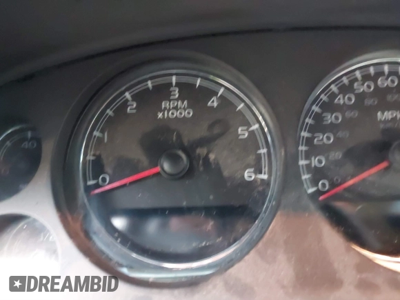 2007 Chevrolet Suburban LT с VIN 1GNFC16J17J187848, выставлен на аукционе IAAI как лот 41553241 с пробегом Не указан миль и . История ставок и продаж доступна на DreamBid. Изображение 15.