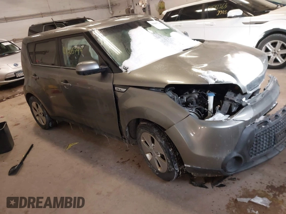 2016 Kia Soul with VIN KNDJN2A29G7261713, listed as a IAAI auction lot 41605794 with 133,091 mi miles. Bid and sale history available at carsss.com. Image 1.