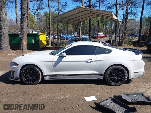 2019 Ford Mustang EcoBoost with VIN 1FA6P8TH7K5200827, listed as a IAAI auction lot 41652020 with 57,053 mi miles and . Bid and sale history available at carsss.com. Image 15.