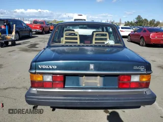 1993 Volvo 240 с VIN YV1AS8317P1486371, выставлен на аукционе Copart как лот 51696735 с пробегом 118 630 миль миль и Списание • Salvage title. История ставок и продаж доступна на DreamBid. Изображение 6.