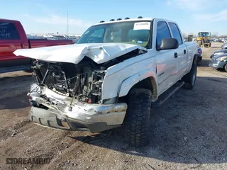 2004 Chevrolet Silverado 2500HD LS with VIN 1GCHC23U74F161856, listed as a IAAI auction lot 41230898 with 132,087 mi miles. Bid and sale history available at carsss.com. Image 6.