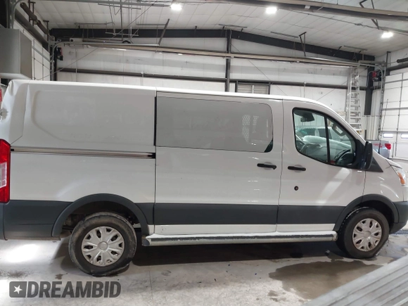 2017 Ford Transit with VIN 1FTYR1YM1HKA91592, listed as a IAAI auction lot 41588259 with 188,356 mi miles and . Bid and sale history available at DreamBid. Image 13.
