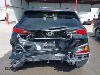 2018 Hyundai Kona Limited with VIN KM8K33A58JU078785, listed as a IAAI auction lot 41808445 with 58,738 mi miles. Bid and sale history available at carsss.com. Image 6.