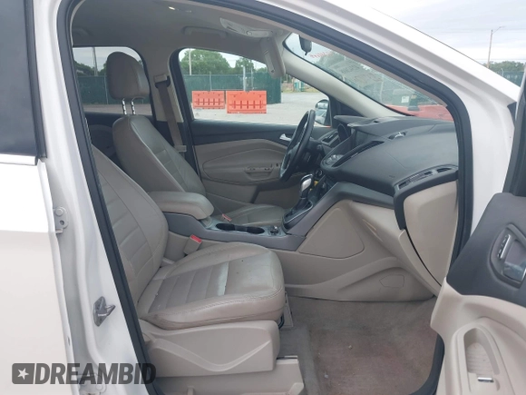 2014 Ford Escape SE with VIN 1FMCU9GX2EUA62133, listed as a IAAI auction lot 42342688 with Not provided miles and . Bid and sale history available at DreamBid. Image 5.