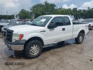 2014 Ford F-150 XL with VIN 1FTFX1EF2EKD41100, listed as a IAAI auction lot 42506812 with 153,255 mi miles and . Bid and sale history available at DreamBid. Image 2.