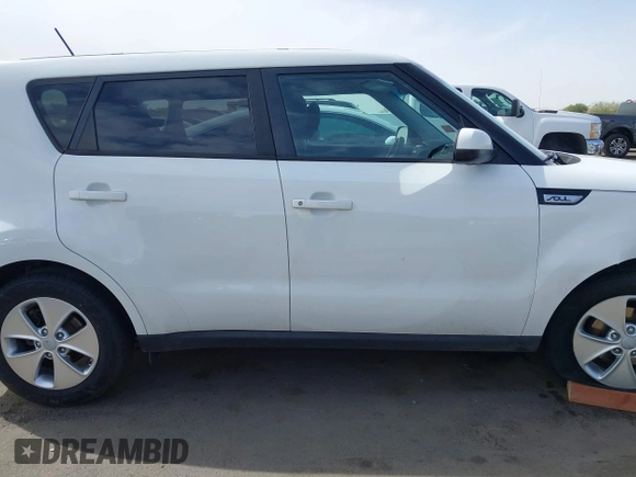 2016 Kia Soul with VIN KNDJN2A20G7275029, listed as a IAAI auction lot 41691550 with 83,416 mi miles. Bid and sale history available at carsss.com. Image 14.