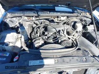 2002 GMC Sonoma SL Fleet with VIN 1GTCS19W128244099, listed as a IAAI auction lot 41090001 with 153,048 mi miles. Bid and sale history available at carsss.com. Image 10.
