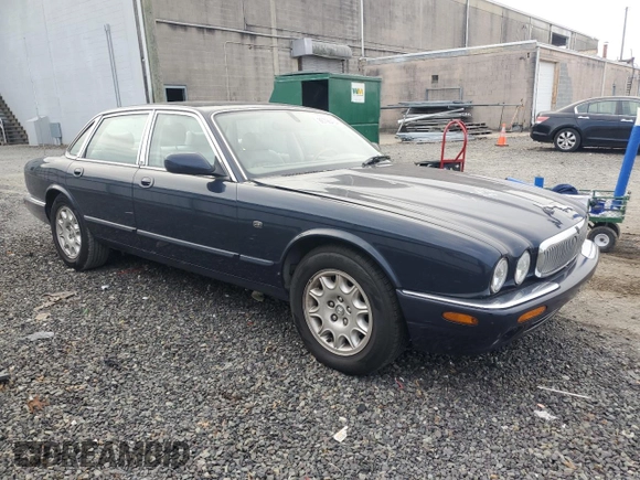 2001 Jaguar XJ with VIN SAJDA14C41LF38763, listed as a Copart auction lot 86796434 with 60,076 mi miles and Clean Title. Bid and sale history available at carsss.com. Image 4.
