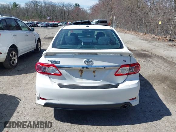 2013 Toyota Corolla L with VIN 2T1BU4EEXDC970586, listed as a IAAI auction lot 41997928 with 402,459 mi miles. Bid and sale history available at carsss.com. Image 16.