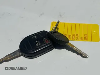 2015 Ford F-250 XLT с VIN 1FTBF2B6XFEB00087, выставлен на аукционе IAAI как лот 42621273 с пробегом 99 910 миль миль и . История ставок и продаж доступна на DreamBid. Изображение 8.