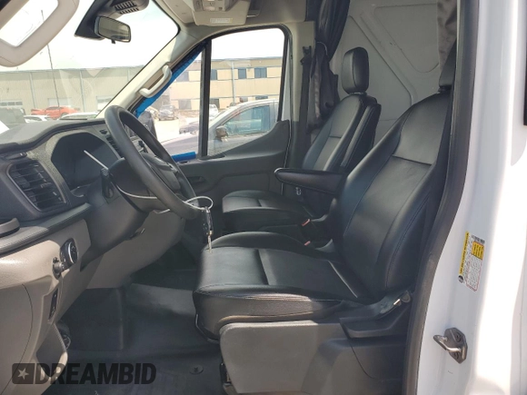 2023 Ford Transit Cargo with VIN 1FTBR3X84PKA19922, listed as a Copart auction lot 67894664 with 137,945 mi miles and Clean title. Bid and sale history available at DreamBid. Image 7.