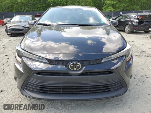2023 Toyota Corolla LE z VIN 5YFB4MDE6PP051836, wystawiony jako Copart lot #55644245 z przebiegiem 15 218 mil mil oraz Szkoda całkowita • Salvage title. Historia ofert i sprzedaży dostępna na DreamBid. Obrazek 5.