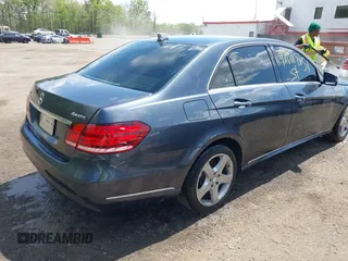 2014 Mercedes-Benz E 350 Luxury with VIN WDDHF8JB8EB063722, listed as a IAAI auction lot 42028151 with 137,471 mi miles and . Bid and sale history available at DreamBid. Image 4.