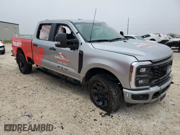 2024 Ford Super Duty F-250 SRW XL with VIN 1FT8W2BA5REC59750, listed as a Copart auction lot 42229235 with 2,724 mi miles and Salvage Title. Bid and sale history available at carsss.com. Image 4.