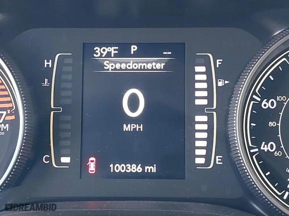 2019 Jeep Cherokee Latitude Plus with VIN 1C4PJLLN3KD286488, listed as a IAAI auction lot 41442153 with 100,386 mi miles. Bid and sale history available at carsss.com. Image 15.
