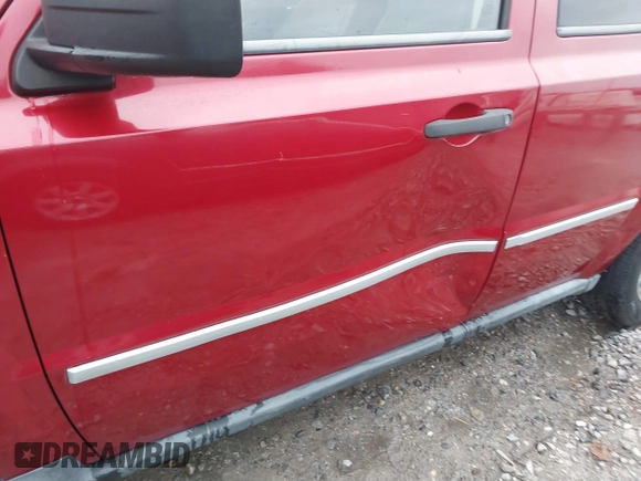 2009 Jeep Patriot z VIN 1J8FT48B39D184279, wystawiony jako IAAI lot #41580351 z przebiegiem 205 118 mil mil oraz . Historia ofert i sprzedaży dostępna na DreamBid. Obrazek 6.