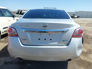 2013 Nissan Altima SV with VIN 1N4AL3AP4DN539082, listed as a IAAI auction lot 41848939 with 142,294 mi miles and . Bid and sale history available at carsss.com. Image 17.