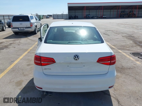 2015 Volkswagen Jetta Sedan 2.0L S with VIN 3VW2K7AJ3FM299795, listed as a IAAI auction lot 41898540 with 133,444 mi miles. Bid and sale history available at carsss.com. Image 17.