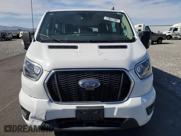 2023 Ford Transit Passenger XL with VIN 1FBAX2Y89PKA49027, listed as a Copart auction lot 58159815 with 48,648 mi miles and Clean title. Bid and sale history available at DreamBid. Image 5.