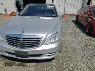 2012 Mercedes-Benz S 550 z VIN WDDNG9EB9CA477398, wystawiony jako Copart lot #58166975 z przebiegiem 98 763 mil mil oraz Szkoda całkowita • Salvage title. Historia ofert i sprzedaży dostępna na DreamBid. Obrazek 13.