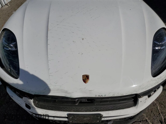 2024 Porsche Macan with VIN WP1AA2A55RLB16232, listed as a Copart auction lot 85819494 with Not provided miles and Salvage title. Bid and sale history available at DreamBid. Image 11.