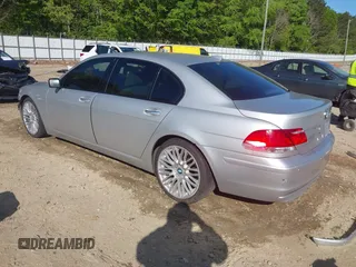 2008 BMW 7 Series 750Li with VIN WBAHN83528DT79949, listed as a IAAI auction lot 42016474 with 252,573 mi miles and . Bid and sale history available at carsss.com. Image 3.