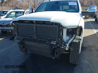 2024 Ram 2500 Laramie with VIN 3C6UR5FL9RG268101, listed as a IAAI auction lot 41538200 with 9,953 mi miles and . Bid and sale history available at DreamBid. Image 6.