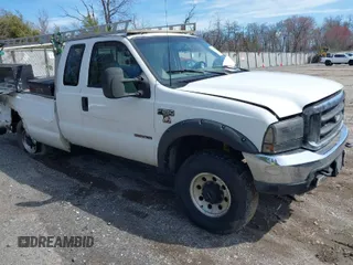 2000 Ford Super Duty F-250 XL with VIN 1FTNX21F1YED02539, listed as a IAAI auction lot 41880208 with 310,828 mi miles. Bid and sale history available at carsss.com. Image 1.