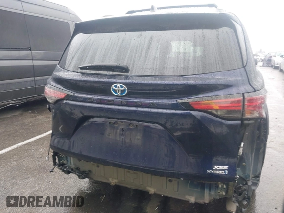 2021 Toyota Sienna XSE with VIN 5TDXRKEC5MS020539, listed as a IAAI auction lot 41569311 with 86,902 mi miles and . Bid and sale history available at DreamBid. Image 17.