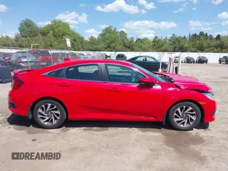 2017 Honda Civic EX z VIN 2HGFC2F70HH505207, wystawiony jako IAAI lot #42256171 z przebiegiem 66 184 mil mil oraz . Historia ofert i sprzedaży dostępna na DreamBid. Obrazek 13.