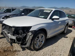 2018 Audi Q5 Premium Plus with VIN WA1BNAFY2J2013541, listed as a Copart auction lot 60623045 with 88,200 mi miles and Salvage title. Bid and sale history available at DreamBid. Image 1.