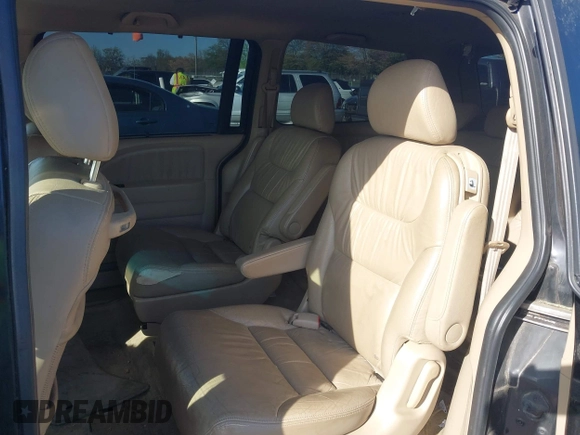 2007 Honda Odyssey EX-L with VIN 5FNRL386X7B128430, listed as a IAAI auction lot 42146089 with 231,059 mi miles and . Bid and sale history available at DreamBid. Image 8.