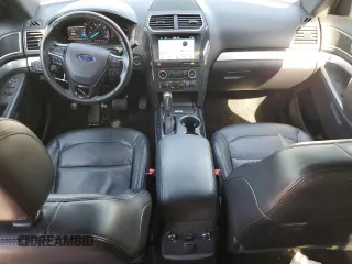 2017 Ford Explorer XLT with VIN 1FM5K7DH1HGE33589, listed as a Copart auction lot 52489785 with 84,577 mi miles and Salvage Title. Bid and sale history available at DreamBid. Image 8.