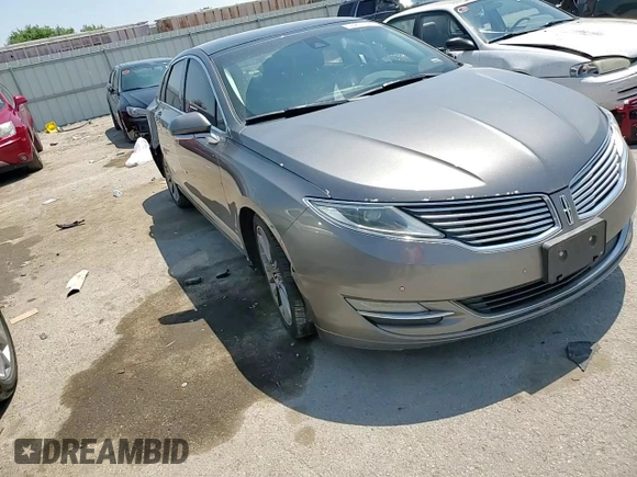 2014 Lincoln MKZ Hybrid z VIN 3LN6L2LU3ER806204, wystawiony jako Copart lot #56291185 z przebiegiem 258 082 mil mil oraz Szkoda całkowita • Salvage title. Historia ofert i sprzedaży dostępna na DreamBid. Obrazek 14.