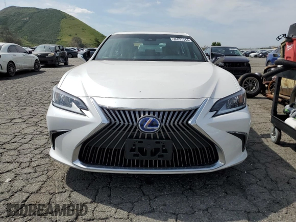 2021 Lexus ES with VIN 58ACA1C18MU003462, listed as a Copart auction lot 46827344 with 16,131 mi miles. Bid and sale history available at carsss.com. Image 5.