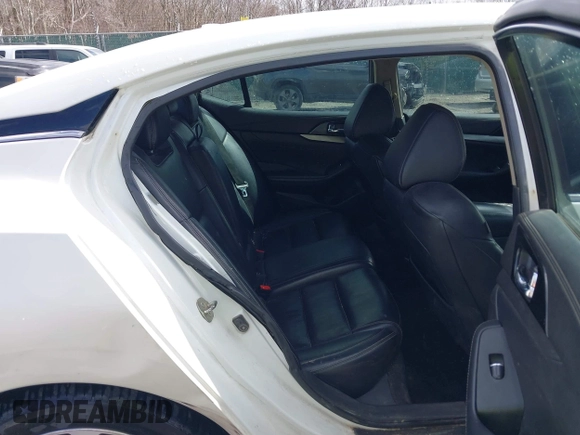 2017 Nissan Maxima SV with VIN 1N4AA6APXHC416086, listed as a IAAI auction lot 41694314 with 192,513 mi miles and . Bid and sale history available at DreamBid. Image 8.