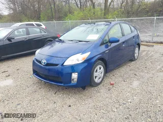2010 Toyota Prius II with VIN JTDKN3DU6A0010154, listed as a IAAI auction lot 41936635 with 331,830 mi miles. Bid and sale history available at carsss.com. Image 2.