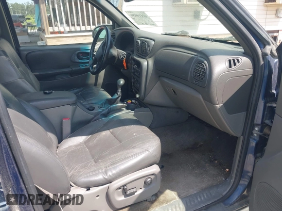 2002 Chevrolet TrailBlazer LTZ with VIN 1GNDT13S122374000, listed as a IAAI auction lot 42114054 with 196,703 mi miles and . Bid and sale history available at DreamBid. Image 5.