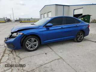 2022 Volkswagen Jetta SE с VIN 3VW7M7BU8NM013981, выставлен на аукционе Copart как лот 59624815 с пробегом 103 931 миль миль и Списание • Salvage title. История ставок и продаж доступна на DreamBid. Изображение 1.