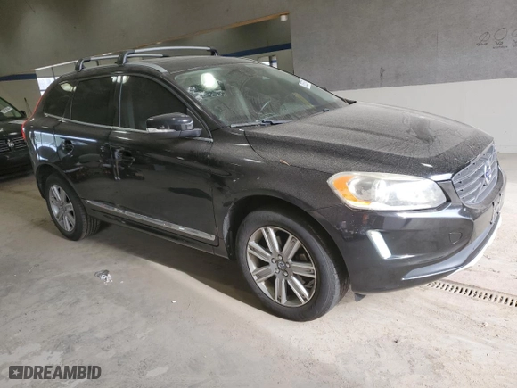 2016 Volvo XC60 T6 Drive-E with VIN YV449MDK9G2834368, listed as a Copart auction lot 82557784 with 102,313 mi miles and Salvage Title. Bid and sale history available at carsss.com. Image 4.