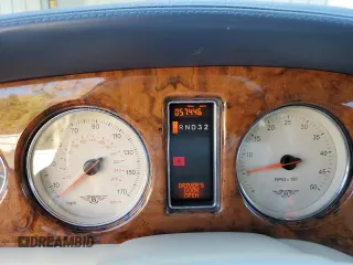 2001 Bentley Arnage with VIN SCBLC31E21CX05644, listed as a Copart auction lot 77706154 with 57,446 mi miles and Clean Title. Bid and sale history available at DreamBid. Image 9.