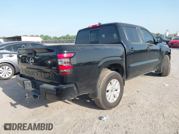 2024 Nissan Frontier SL z VIN 1N6ED1EJ5RN667709, wystawiony jako IAAI lot #42023149 z przebiegiem 3 335 mil mil oraz . Historia ofert i sprzedaży dostępna na DreamBid. Obrazek 4.