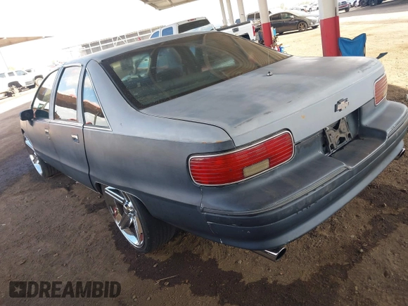 1992 Chevrolet Caprice with VIN 1G1BL53E1NR119546, listed as a IAAI auction lot 41461158 with 140,234 mi miles and . Bid and sale history available at DreamBid. Image 3.