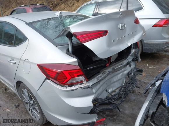 2019 Hyundai Elantra SEL with VIN 5NPD84LF6KH453451, listed as a IAAI auction lot 41387709 with 23,377 mi miles. Bid and sale history available at carsss.com. Image 6.