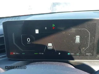 2024 Kia EV9 Wind z VIN KNDAFFS58R6022482, wystawiony jako IAAI lot #41688945 z przebiegiem 8 907 mil mil oraz . Historia ofert i sprzedaży dostępna na DreamBid. Obrazek 7.
