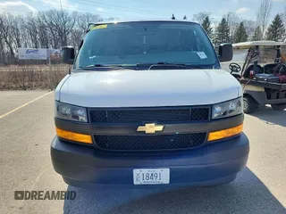 2020 Chevrolet City Express Cargo z VIN 1GCZGGF19L1257409, wystawiony jako IAAI lot #42025543 z przebiegiem 150 195 mil mil oraz . Historia ofert i sprzedaży dostępna na DreamBid. Obrazek 1.