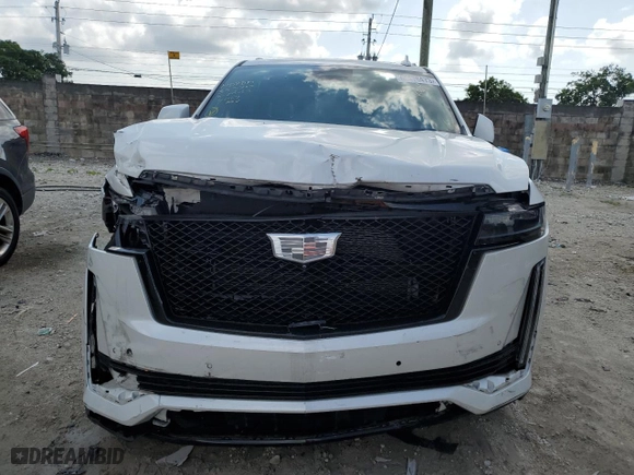 2021 Cadillac Escalade Sport Platinum with VIN 1GYS4GKL2MR234147, listed as a Copart auction lot 65476473 with 39,437 mi miles. Bid and sale history available at carsss.com. Image 5.