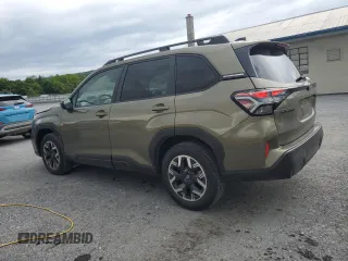 2025 Subaru Forester Premium with VIN JF2SLDDC4SH488368, listed as a Copart auction lot 59021945 with 3,770 mi miles and Salvage title. Bid and sale history available at DreamBid. Image 2.