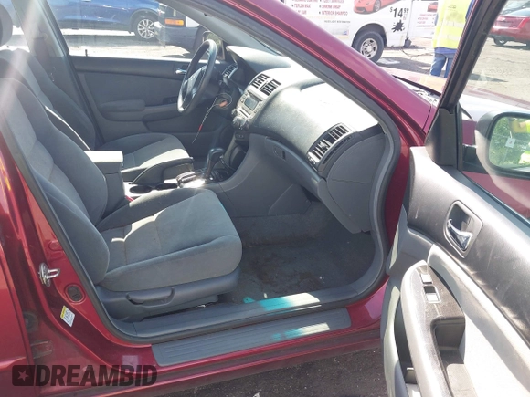 2006 Honda Accord LX SE with VIN 1HGCM563X6A085854, listed as a IAAI auction lot 42356565 with 184,748 mi miles and . Bid and sale history available at DreamBid. Image 5.
