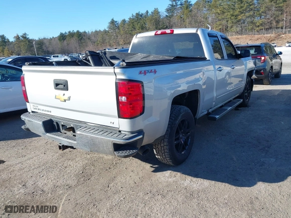 2017 Chevrolet Silverado 1500 LT with VIN 1GCVKREC3HZ307662, listed as a IAAI auction lot 41333606 with 172,896 mi miles. Bid and sale history available at carsss.com. Image 4.